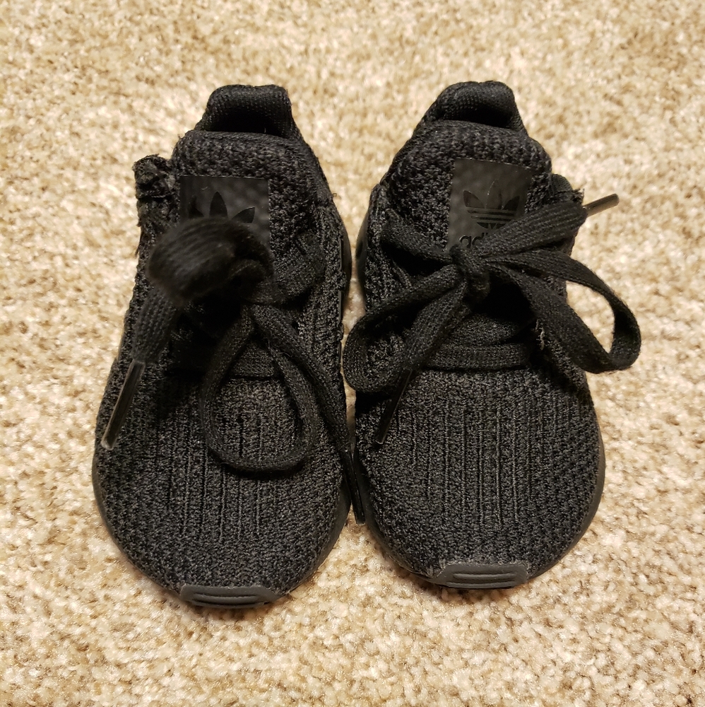 Adidas tubular x 3 stripe all black athletic shoes size 4 in excellent condition - Picture 3 of 7